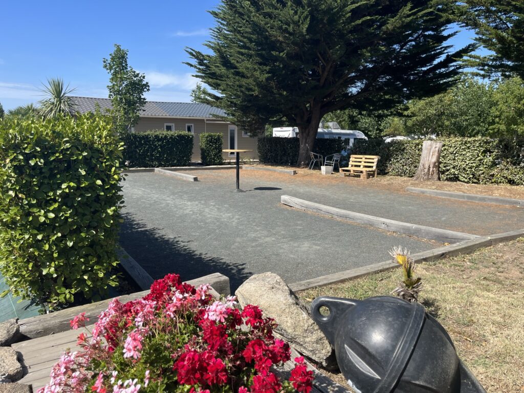Boulodrome au Camping des Dunes à Plobannalec-Lesconil